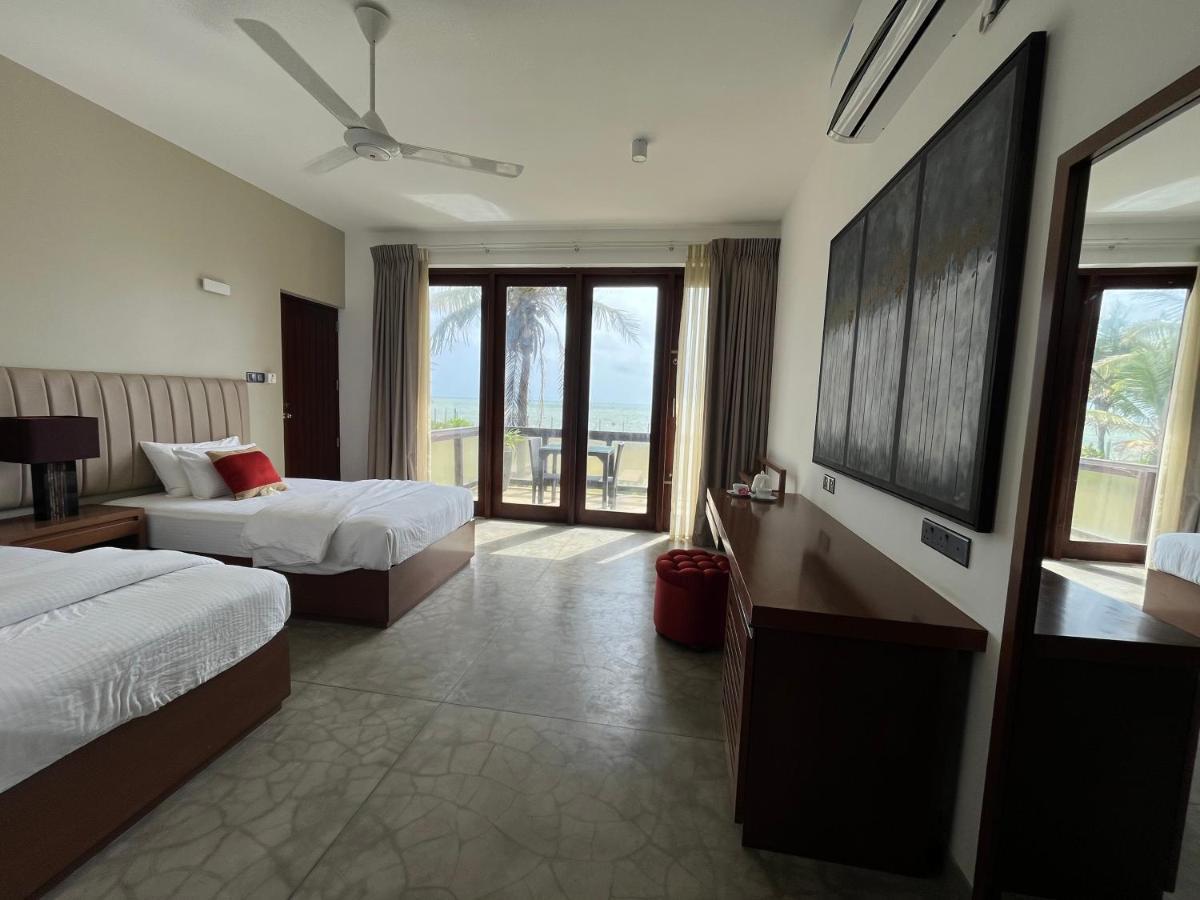 Driftwood Villa Pamunugama Екстериор снимка