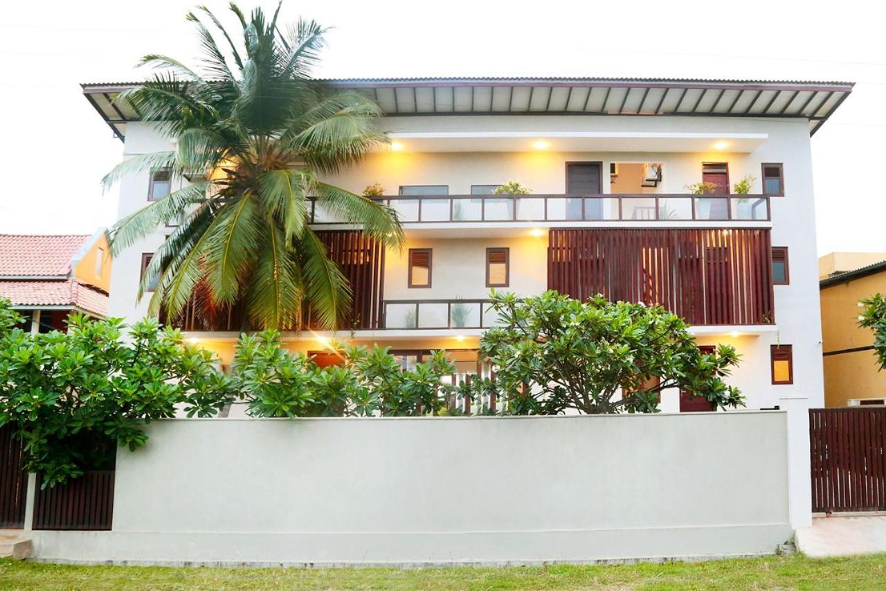 Driftwood Villa Pamunugama Екстериор снимка