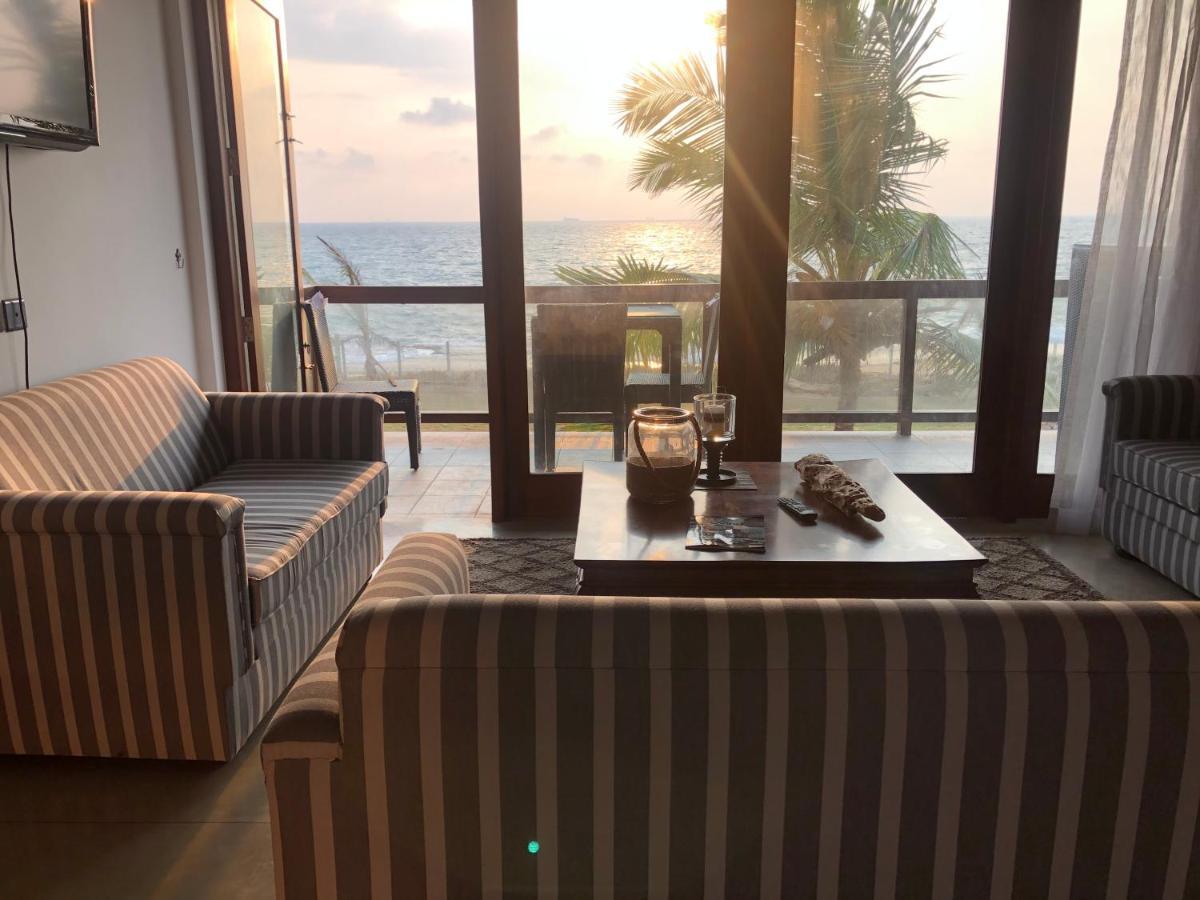 Driftwood Villa Pamunugama Екстериор снимка